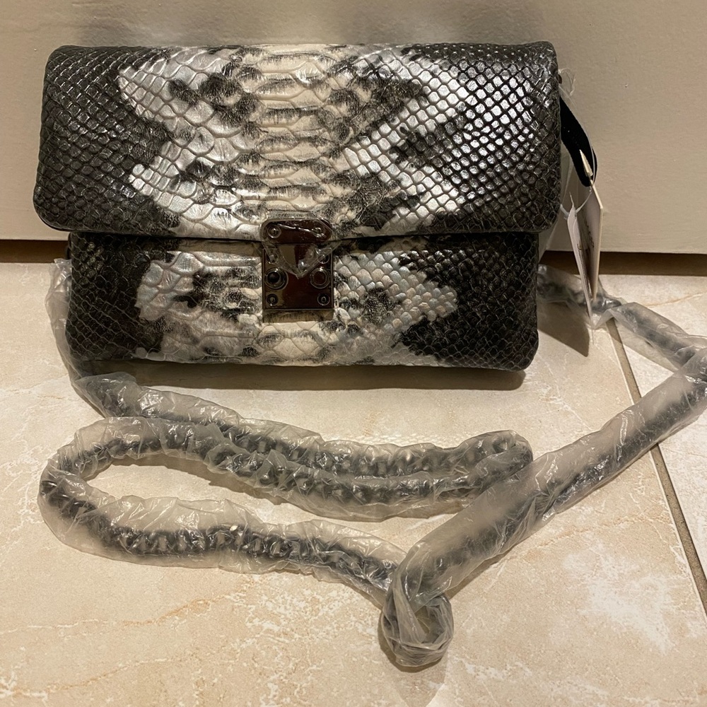NEW Snake skin style crossbody bag
